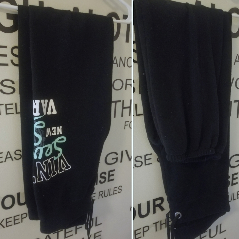Black sweatpants with drawstring, size small